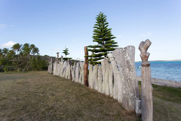 Isle Pines Nya Kaledonien Oktober 2019 Carved Totem Palisade Till — Stockfoto