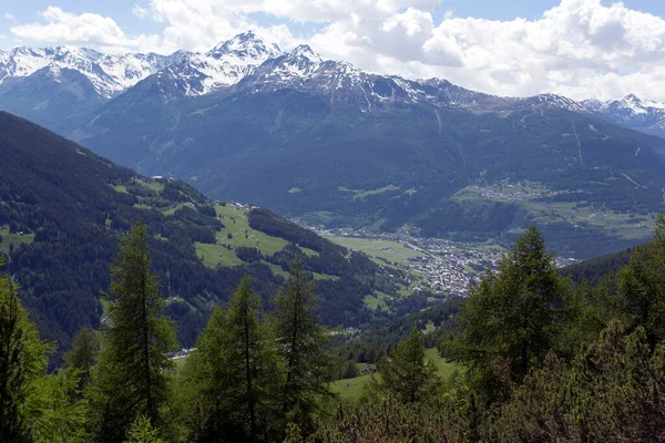 Ett Bergslandskap Nära Bormio Italien — Stockfoto