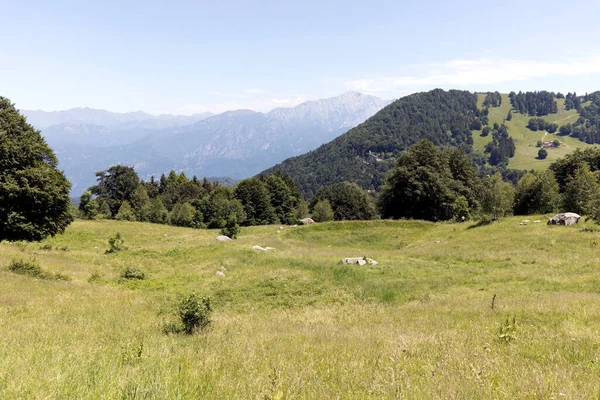 Landschapsuitzicht Vanaf Monte San Primo Het Noorden Van Italië — Stockfoto