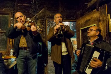 müzisyenler Yunanistan