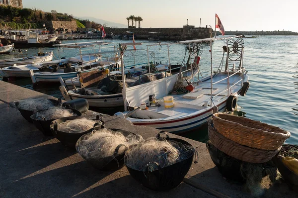 Kleiner hafen in libanon — Stockfoto