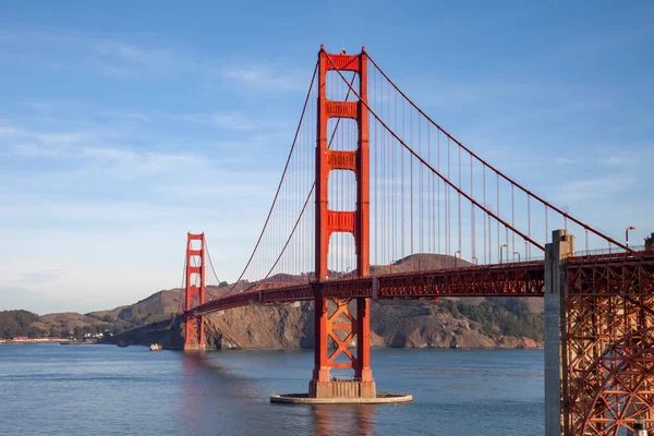 Golden Gate Köprüsü 'nün ünlü manzarası. San Francisco, California, ABD