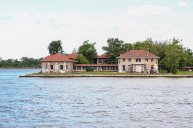 Ellis Adası manzarası New York, ABD feribot manzaralı.