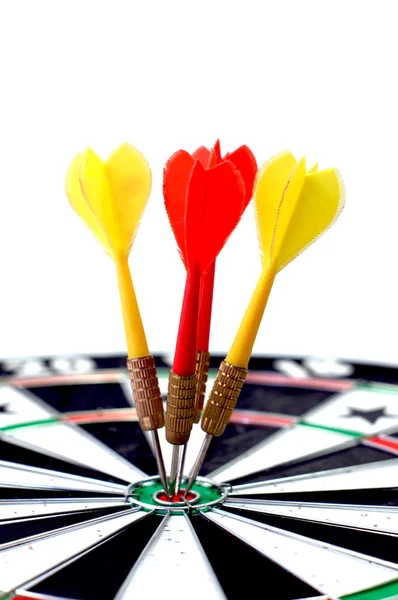 Dartboard with 4 darts — Stock Photo, Image