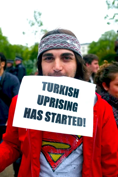 Turecki protestujących w hyde park — Zdjęcie stockowe