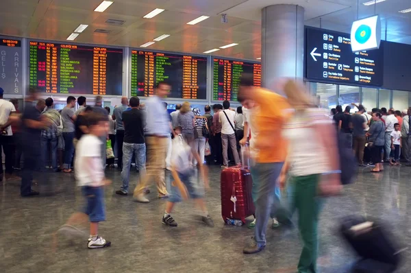 Indoor-Szenerie am Flughafen — Stockfoto