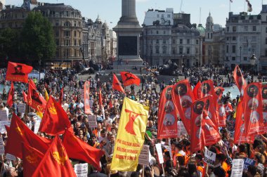 Londra'da Protestocular