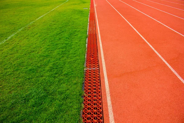 Laufbahnentwässerung — Stockfoto