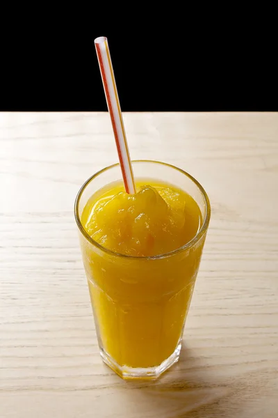 Citrus schudden in glas — Stockfoto