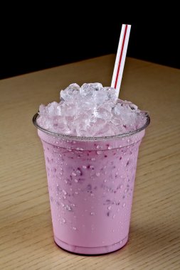 milkshake çilek ile