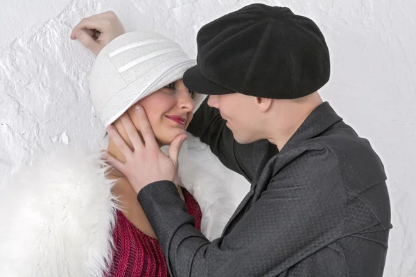 Pareja de estilo retro aislada sobre fondo blanco. De cerca. —  Fotos de Stock