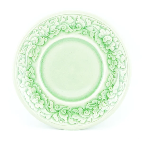 Piastra verde ornamento floreale isolato su sfondo bianco — Foto Stock