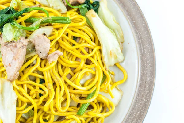 Stekta nudlar japanska yakisoba — Stockfoto