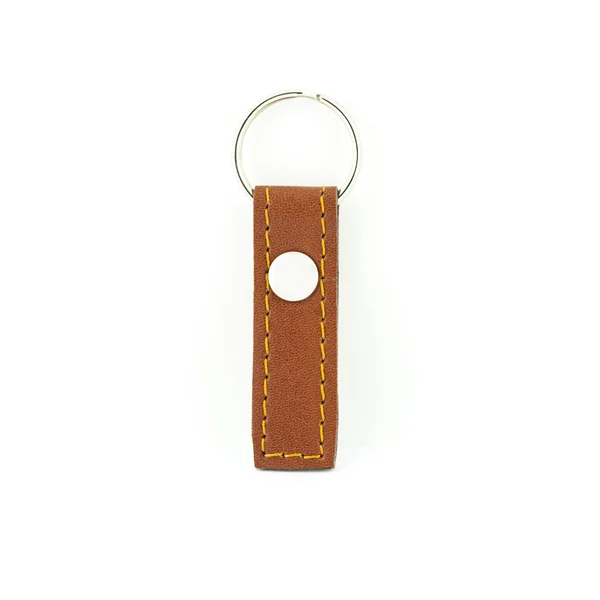 棕色皮革钥匙链上白色背景孤立 — 图库照片