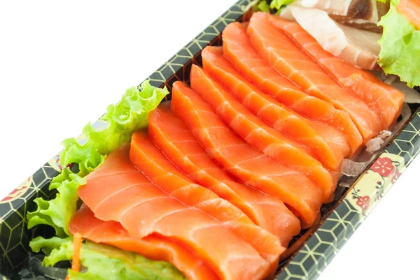 Närbild av färsk skivad sashimi isolerad på vit bakgrund — Stockfoto