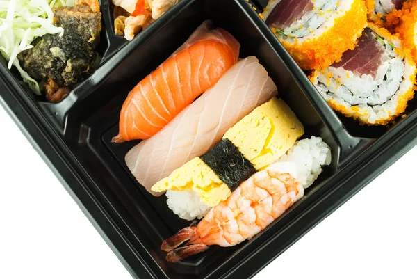 Fechar o sushi em uma lancheira japonesa (Bento) Sushi Bento — Fotografia de Stock