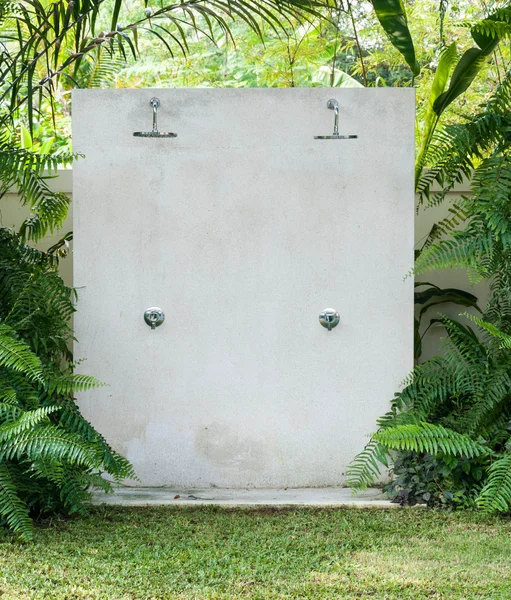 Outdoor shower at swimming pool between the nature — Stock Photo, Image