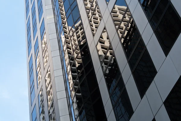 Building reflection — Stock Photo, Image