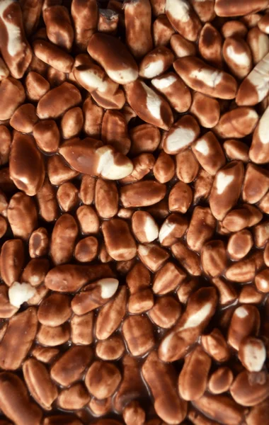 Een macro shot van rijst chocolade — Stockfoto
