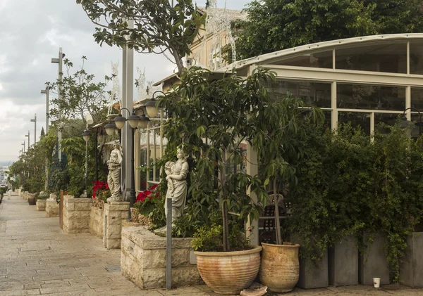 Restoranın açık 6
