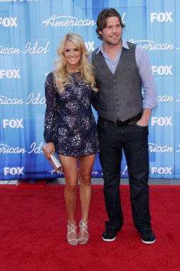 Carrie underwood ve mike fisher