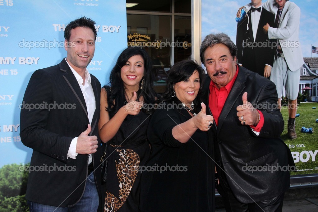 Pictures tony orlando Tony Orlando and family Stock Editorial