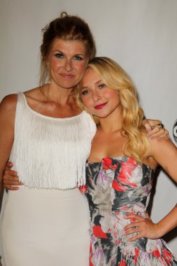 Connie Britton, Hayden Panettiere