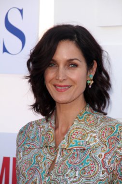 Carrie-anne moss