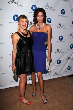 Katee sackhoff, tricia nın