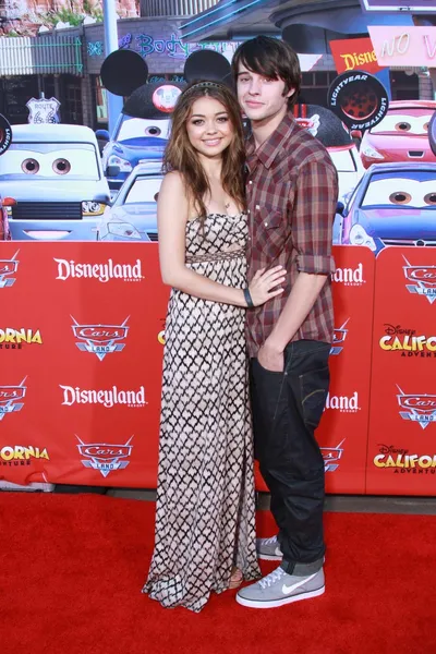 Sarah hyland a matt prokop — Stock fotografie