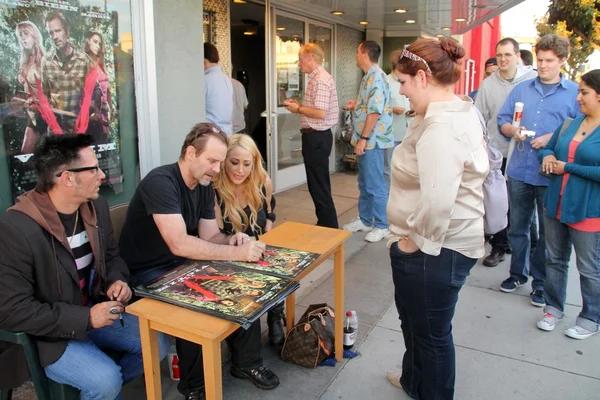 Denny Kirkwood, Michael Biehn, Jennifer Blanc — Stockfoto