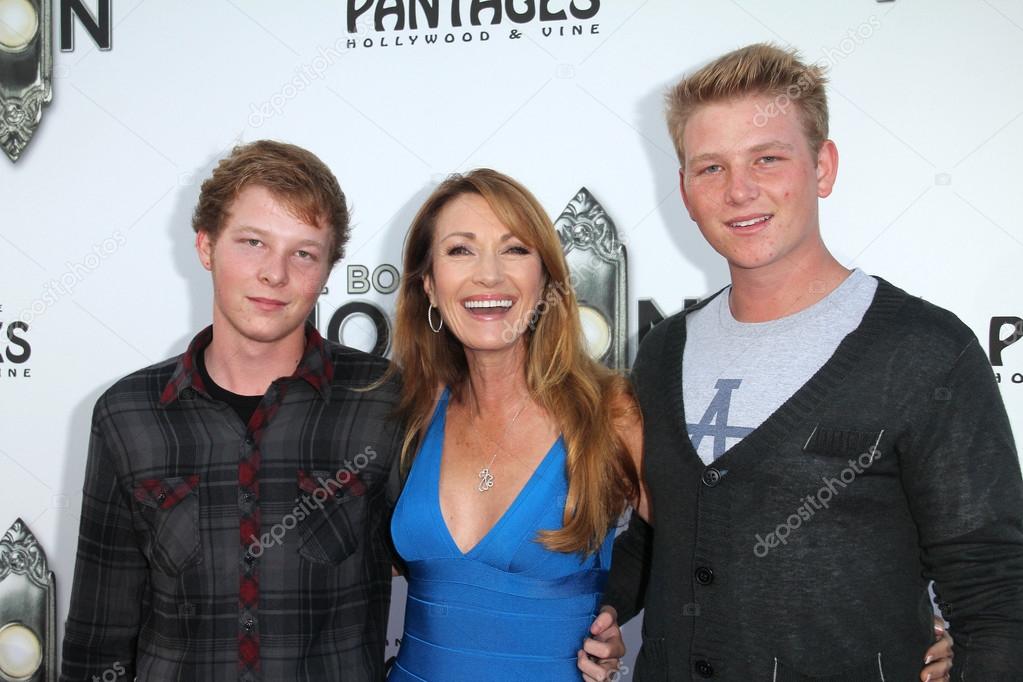 Jane Seymour and sons Stock Editorial Photo © s_bukley 14016036