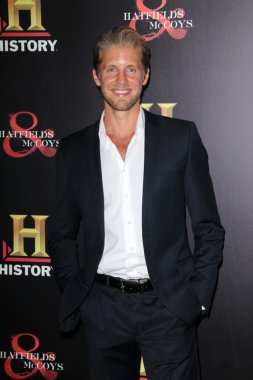 Matt Barr