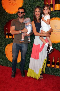 Alessandra ambrosio, 3 yıllık veuve clicquot polo classic, rogers devlet tarihi park, pacific palisades, ca 10-06-12