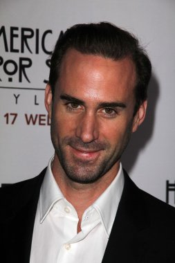 Joseph fiennes fxs Amerikan korku premiere tarama at hikaye sığınma, paramount Tiyatrosu, hollywood, ca 10-13-12