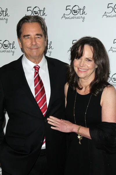 Beau Bridges, Sally Field — Stock Photo, Image