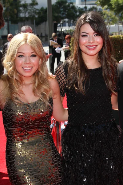 Jennette Mccurdy, Miranda Cosgrove — Stockfoto