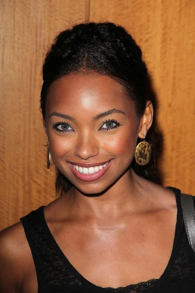 Logan Browning — Stockfoto