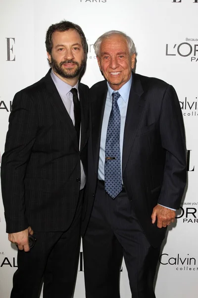 Judd apatow, garry marshall på elle magazine 17 årliga kvinnorna i hollywood, fyra säsonger, los angeles, ca 10-15-12 — Stockfoto