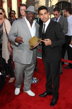 Cedric Entertainer ve Wilmer Valderrama de 
