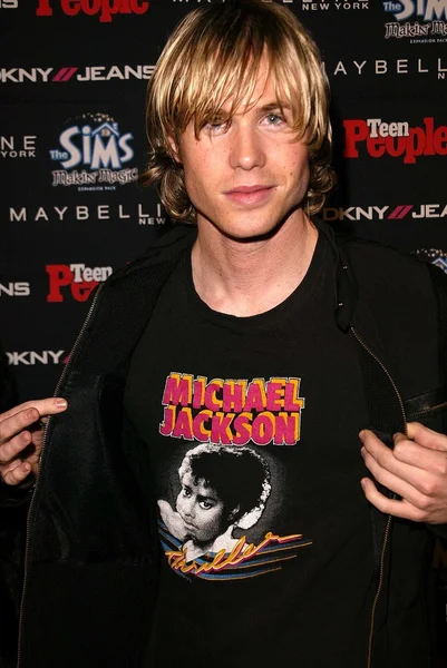 Ashley parker angel adlı genç 2003 sanatçı yıl ve ama sonra parti, avalon, Hollywood, ca 11 / 16-03 — Stok fotoğraf