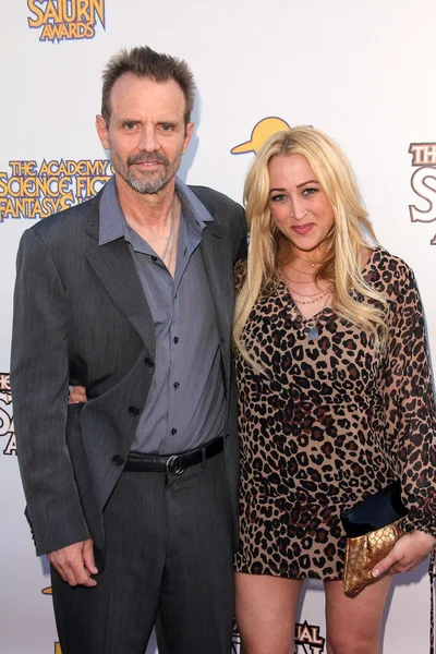 Michael Biehn, Jennifer Blanc no 37th Annual Saturn Awards, Castaway , — Fotografia de Stock