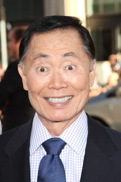 George Takei at the "Larry Crowne" World Premiere, Chinese Theater, Hollyw — Stock Photo, Image