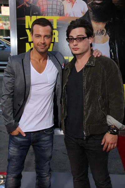 Joey lawrence, andrew lawrence über die "schrecklichen Bosse" los angeles premie — Stockfoto