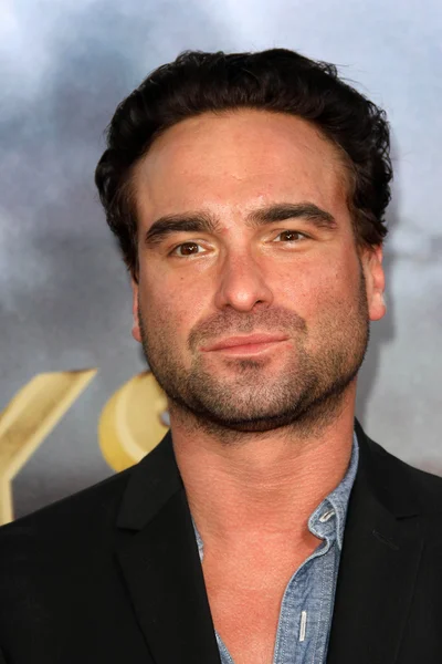 Johnny Galecki at the "Cowboys & Aliens" World Premiere, San Diego Civic T — Stock Photo, Image