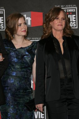 Amy Adams, Melissa Leo