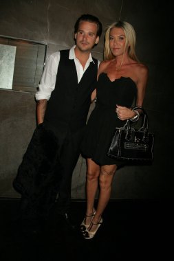 Sean Stewart, Chantel Kendall