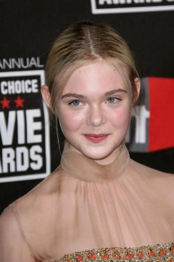 Elle Fanning at the 16th Annual Critics' Choice Movie Awards Arrivals, Hol
