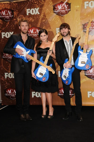 Lady Antebellum at the 2010 American Country Awards Press Room, MGM Grand — Stock Photo, Image