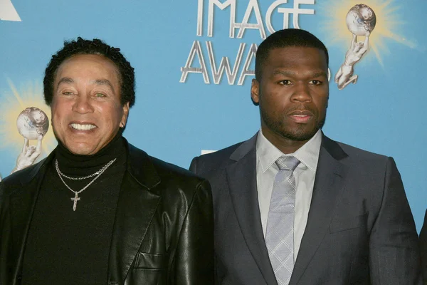 Smokey Robinson and Curtis "50 Cent" Jackson — Stock Photo, Image